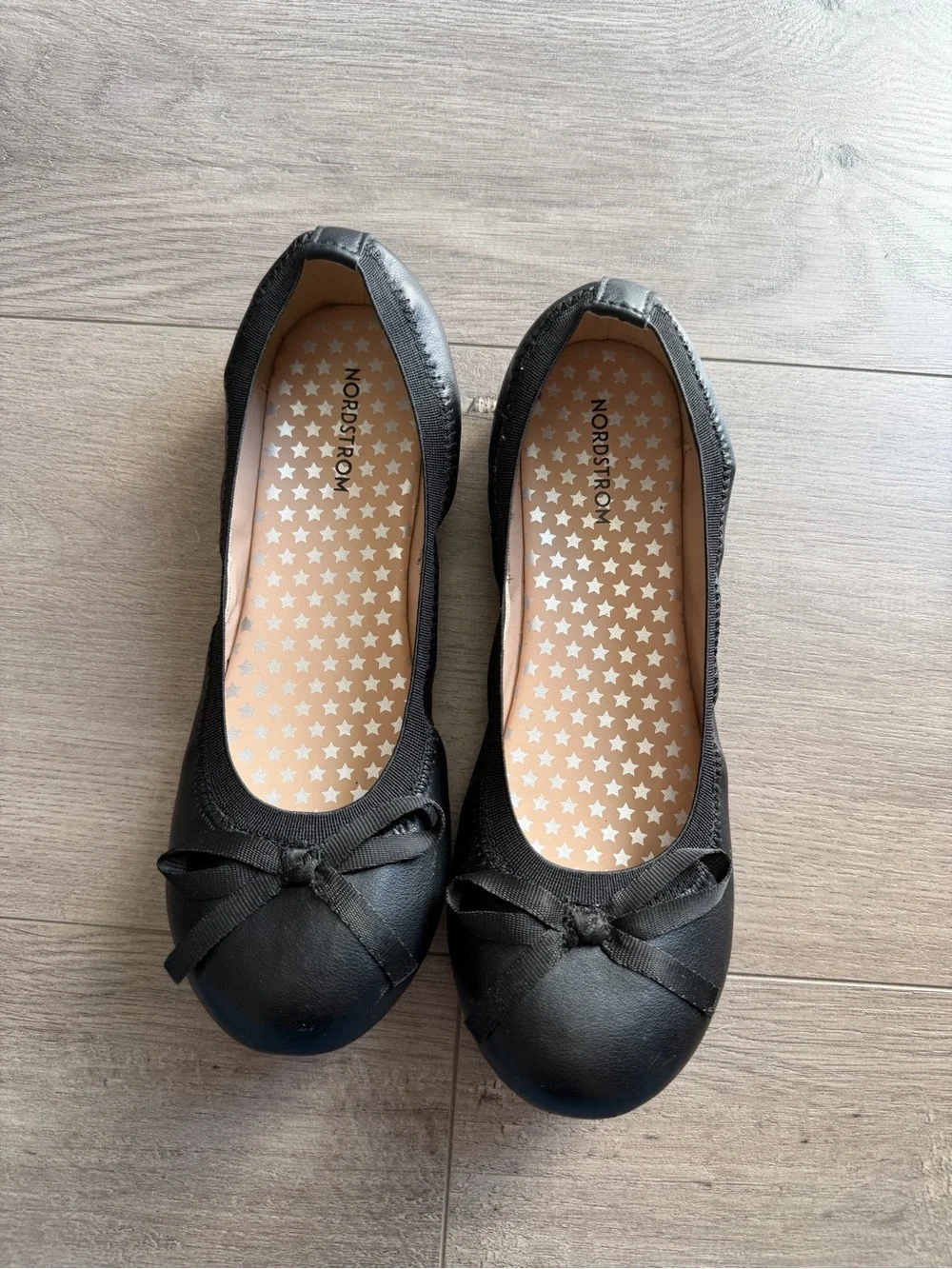 Nordstrom Black Leather-Look Ballet Flats with Bow Trim - size 4M